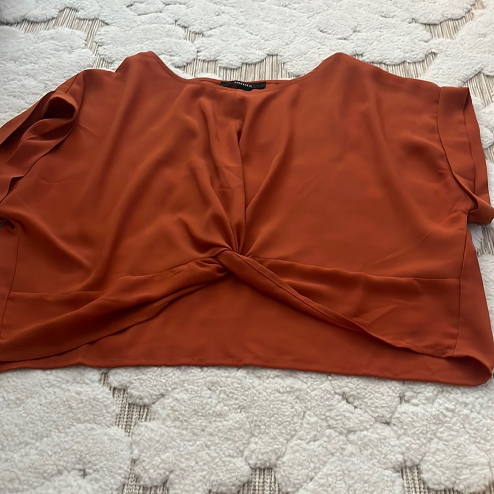 Cropped top